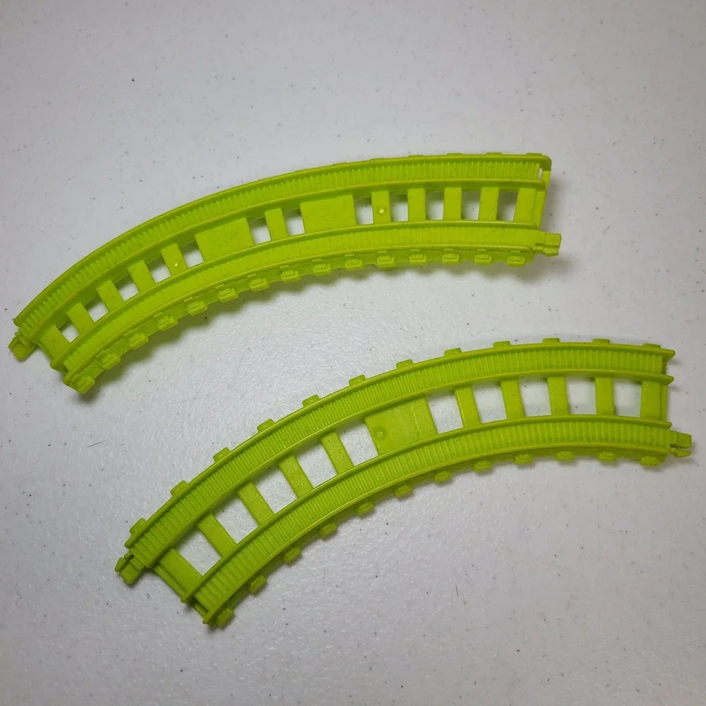 Mattel‎ Thomas and Friends TrackMaster Replacement Green Curved Tracks 2018
